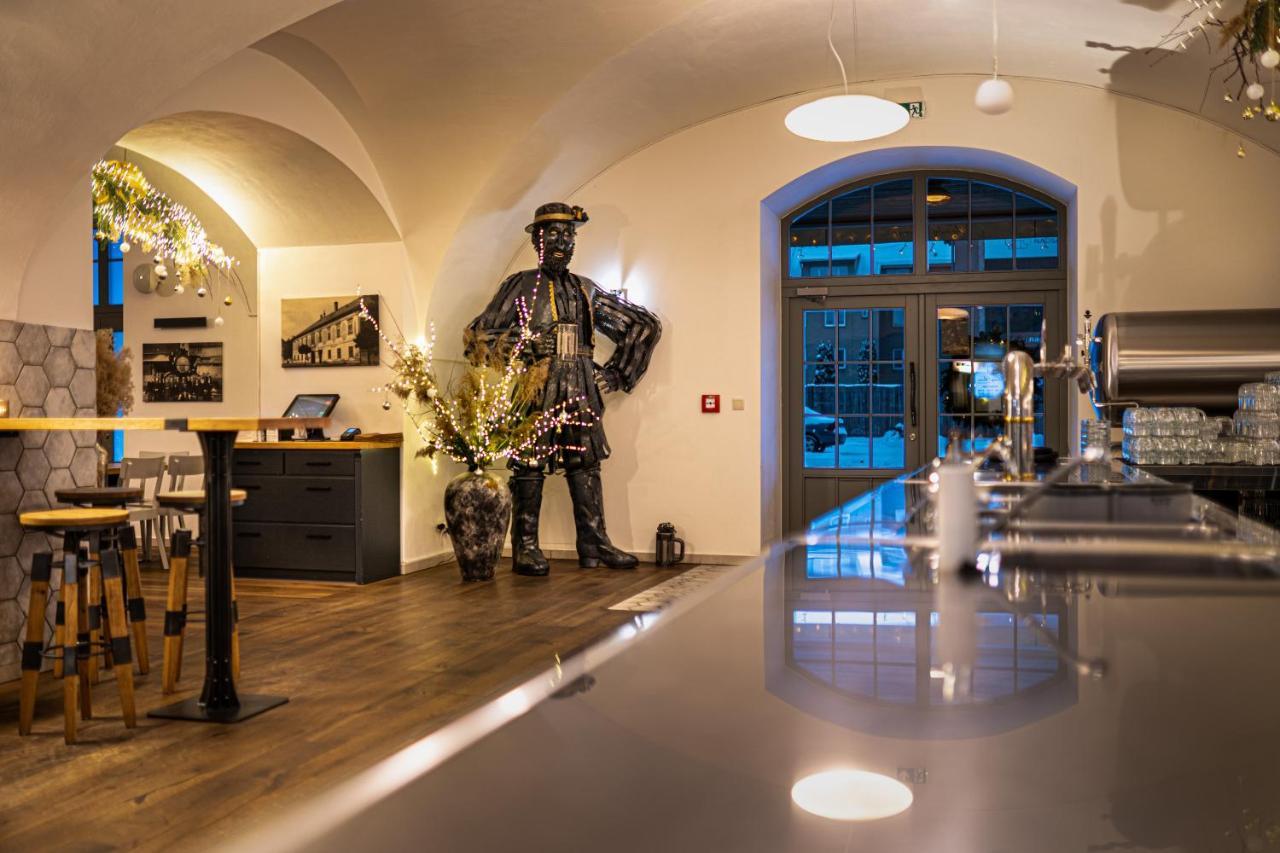 Hotel Pansky Pivovar Holešov エクステリア 写真