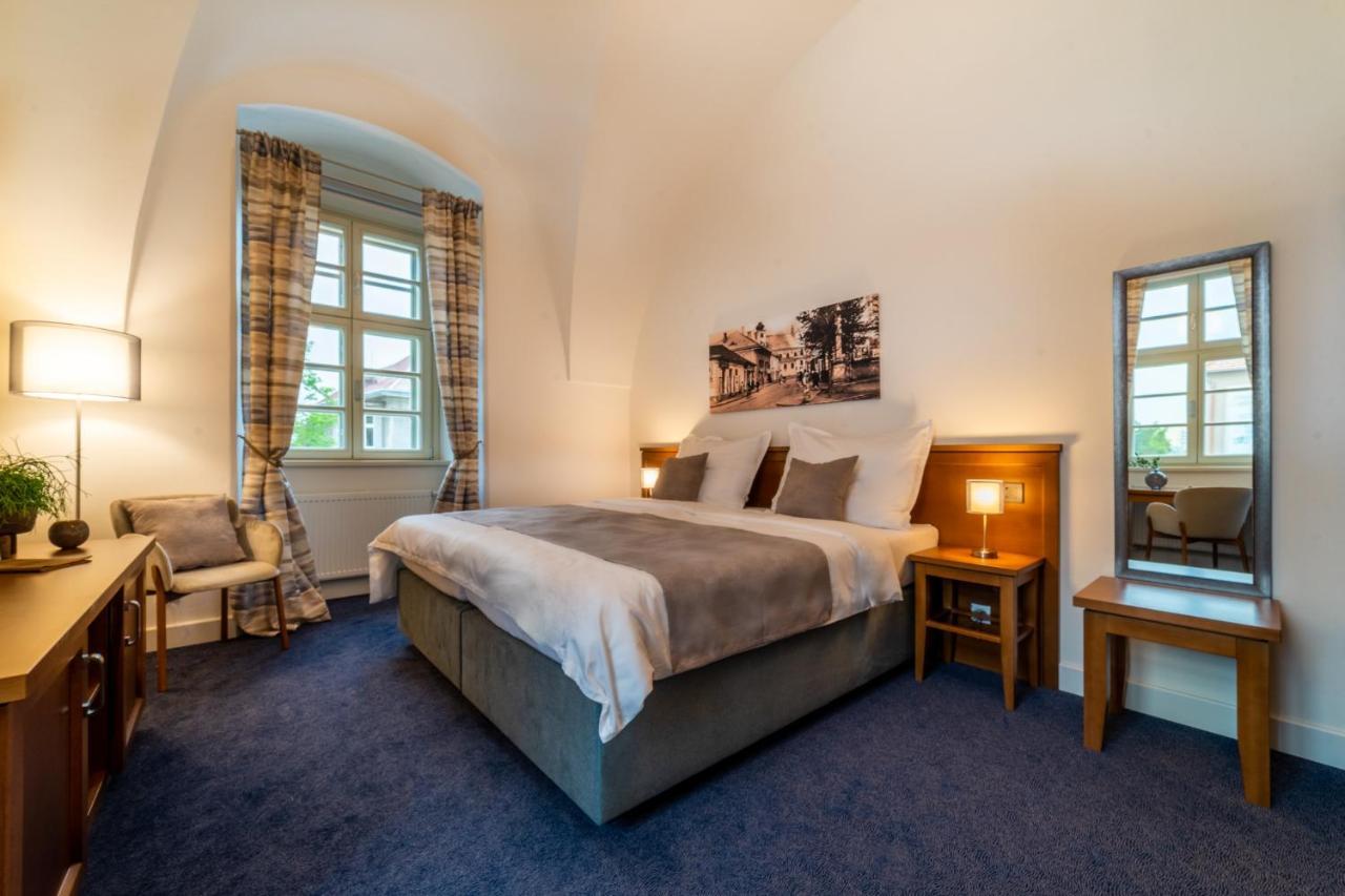Hotel Pansky Pivovar Holešov エクステリア 写真